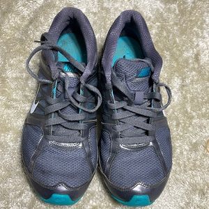 Nike Shoes size 8.5